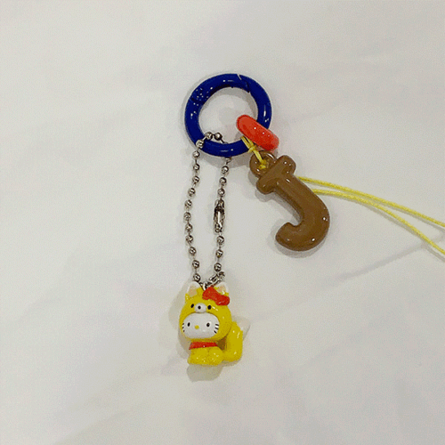 (MADE BY SONG) brown initial keyring ; 2type